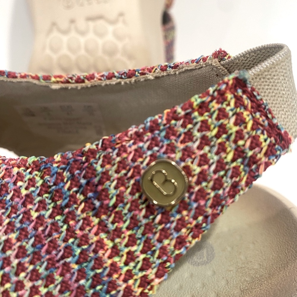 Bzees slip~on slingback sandals.  Size 11M - Picture 8 of 8